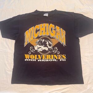 Vintage Michigan Wolverines tshirt